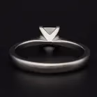 18ct White Gold Diamond Ring