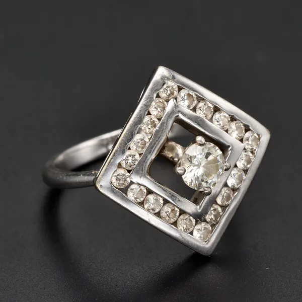 18ct Gold 0.70ct  Diamond Ring