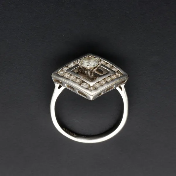 18ct Gold 0.70ct  Diamond Ring