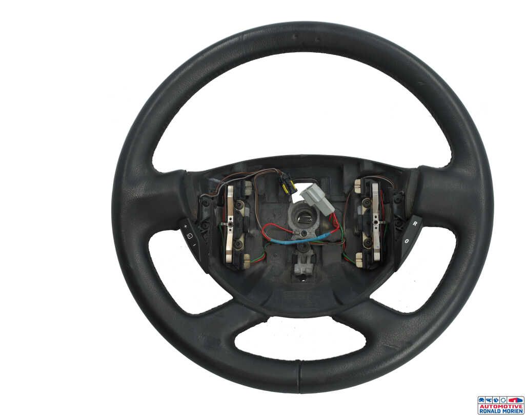 Used Steering wheel Renault Laguna II Grandtour (KG) 1.9 dCi 120 Price € 29,00 Margin scheme offered by Automaterialen Ronald Morien B.V.