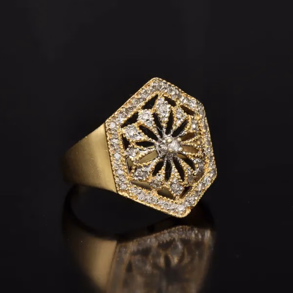 18ct Gold Diamond Cluster Ring