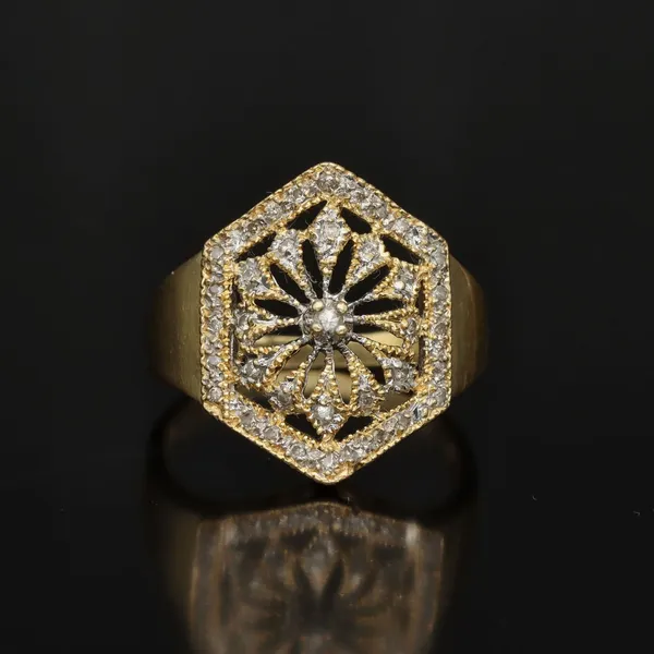 18ct Gold Diamond Cluster Ring