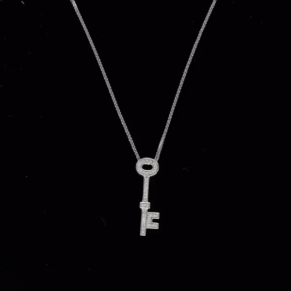 18ct Gold Key Pendant