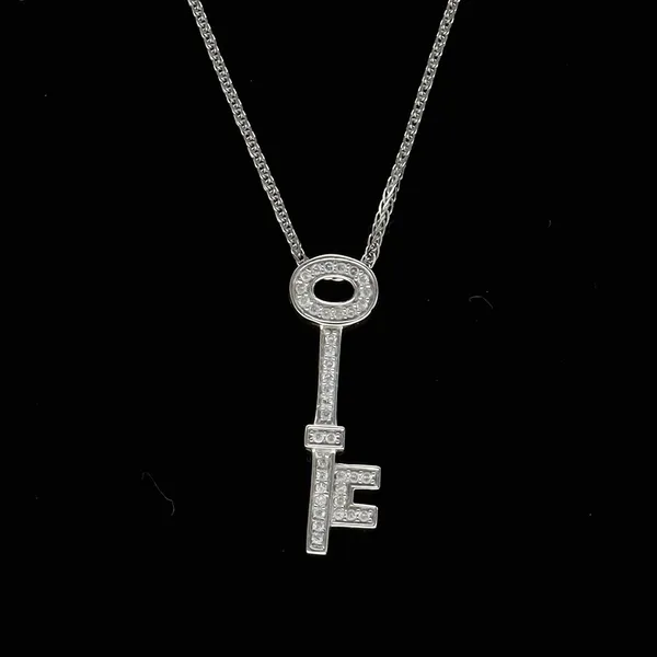 18ct Gold Key Pendant