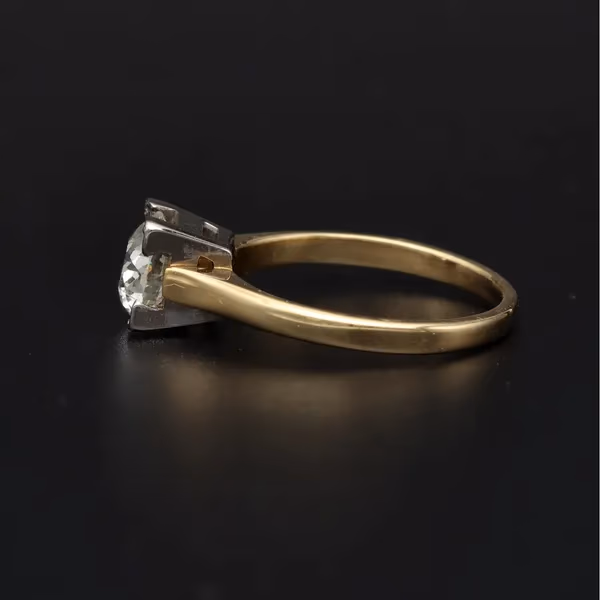 Edwardian 18ct Gold O Cut Diamond Ring