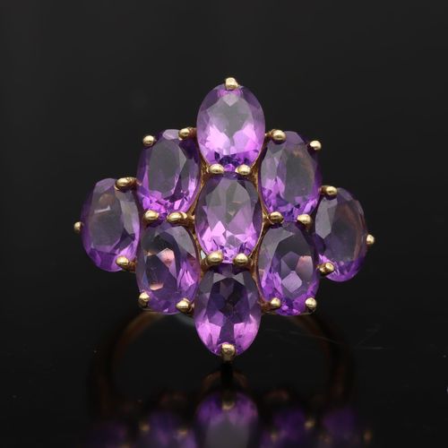 9ct Gold Amethyst Cluster Ring image-2