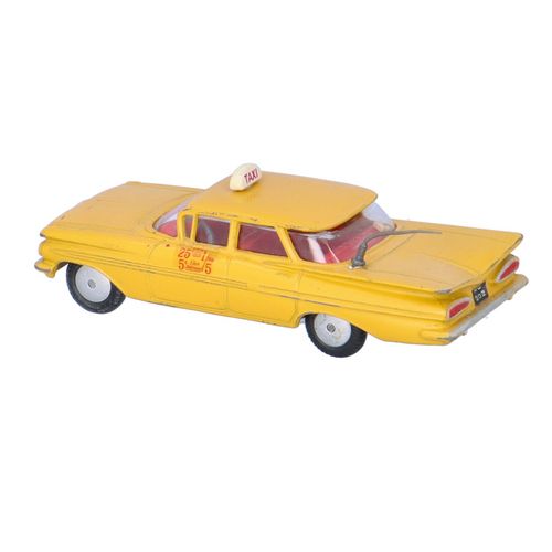 Corgi 221 Chevrolet New York Taxi Car image-3