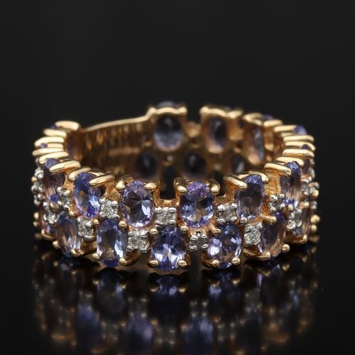 Vintage 14ct Gold Tanzanite and Diamond Ring image-1
