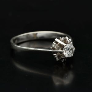18ct Brilliant Cut Diamond Ring